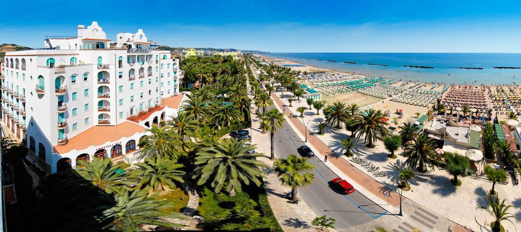 Grand Hotel Excelsior Сан-Бенедетто-дель-Тронто Екстер'єр фото